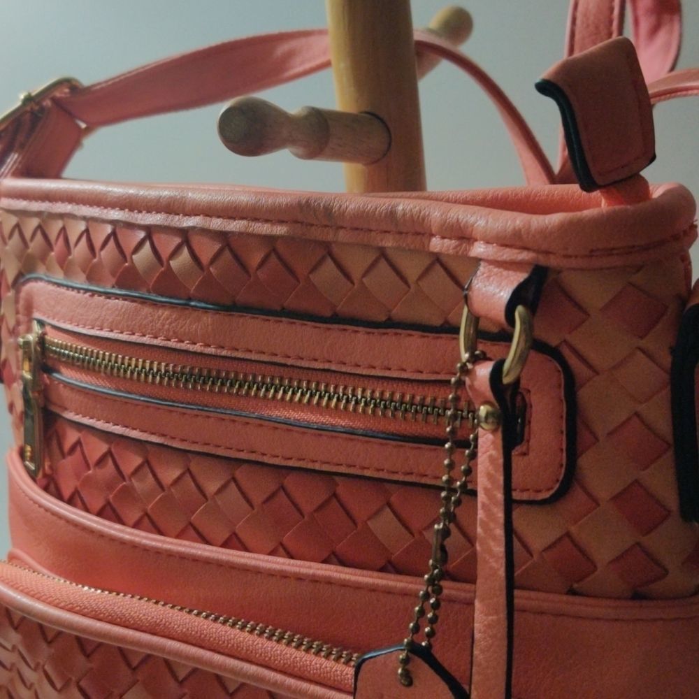 Sundae Sky Pink Cute Crossbody - Picture 7 of 11